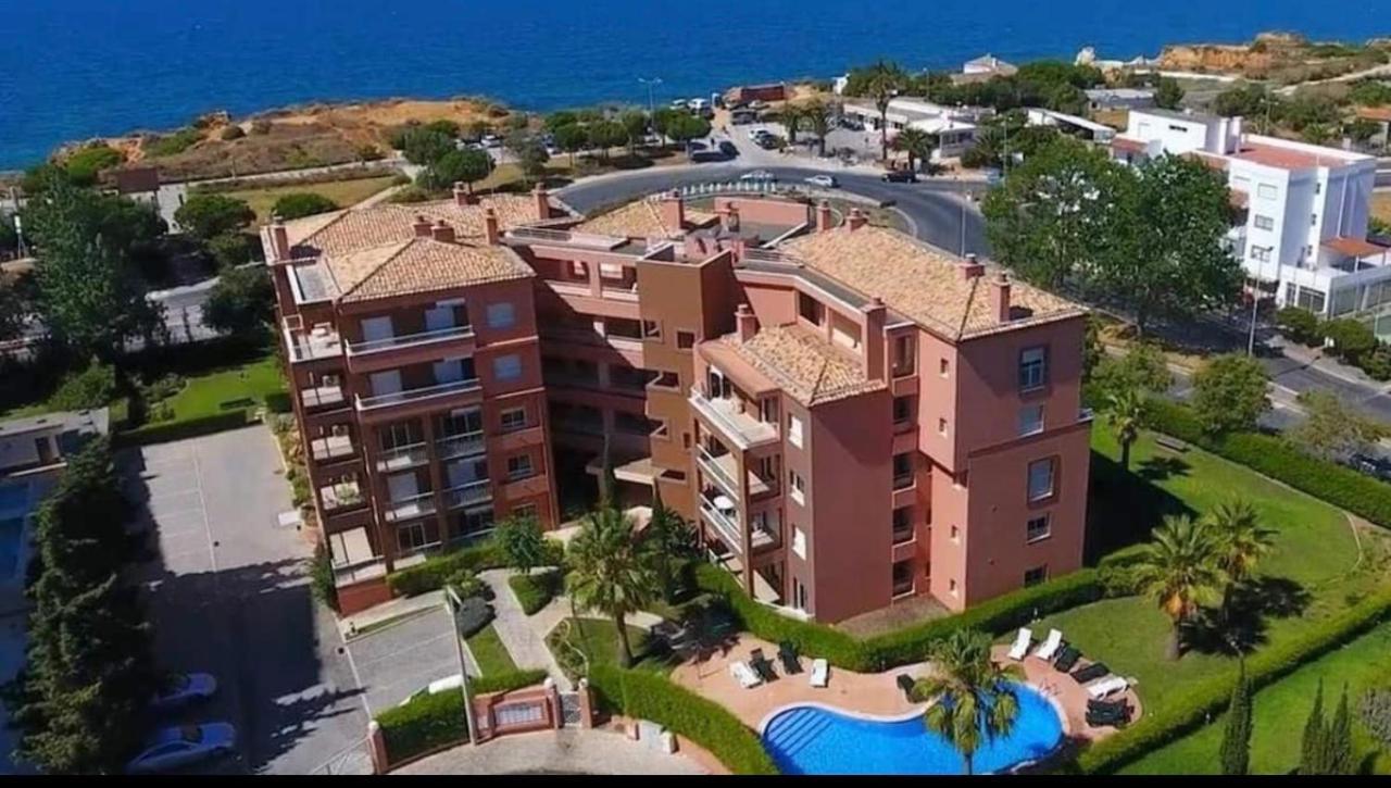 Beach & Sea Apt, Fast Wifi, Airco, Private Parking And Pool Portimão Zewnętrze zdjęcie